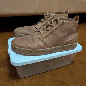 Clarks Tan Leather Casual Hi Tops